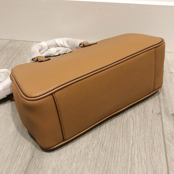 ❌SOLD❌ Tory Burch Robinson Pebbled Double Zip - Picture 6 of 8